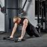 De ATX Glute Ham Roller kan ook met de handen gebruikt worden, bijvoorbeeld voor ab rollouts