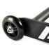 De ATX Glute Ham Roller heeft extra grote, kogelgelagerde wielen