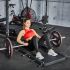 De ATX Hip Thruster Bench is een compact toestel voor het trainen van de billen, benen en rug