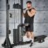 De onderste kabel van de ATX Trinity Lat Machine LSW-850 kan ook worden gebruikt voor oefeningen zoals bicep curls