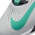 De Nike Savaleos schoen voor gewichtheffen in de uitvoering grijs
