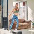 Met de Reebok Mini Step kun je elke ruimte in je woning omtoveren tot een kleine studio gym