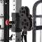 De pulley katrollen van de ATX Monster Full-Functional Gym zijn in hoogte verstelbaar