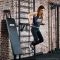 Deze dipsteunen maken het mogelijk om dips uit te voeren in de ATX Wall Bar Gym