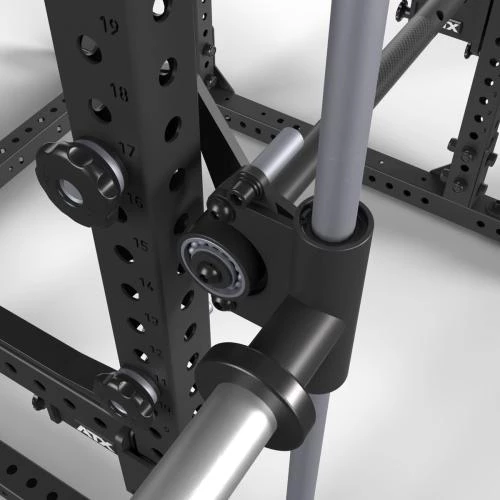 De ATX Smith Machine Option MPA-780 bevat 4 pinnen waarop de smith halterstang kan worden ingehaakt