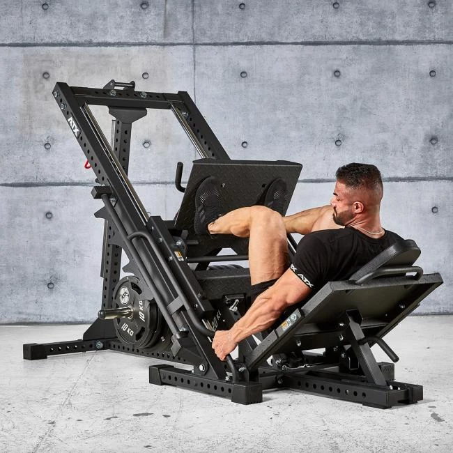 De ATX Leg Press / Hack Squat BPR-790 maakt vier oefeningen mogelijk in één toestel