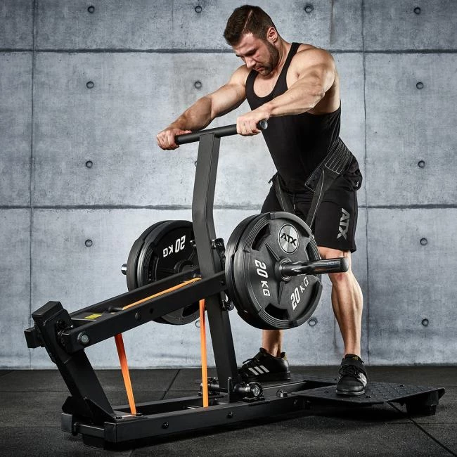 De ATX Compact Belt Squat is een compacte belt squat machine met een hefboommechanisme