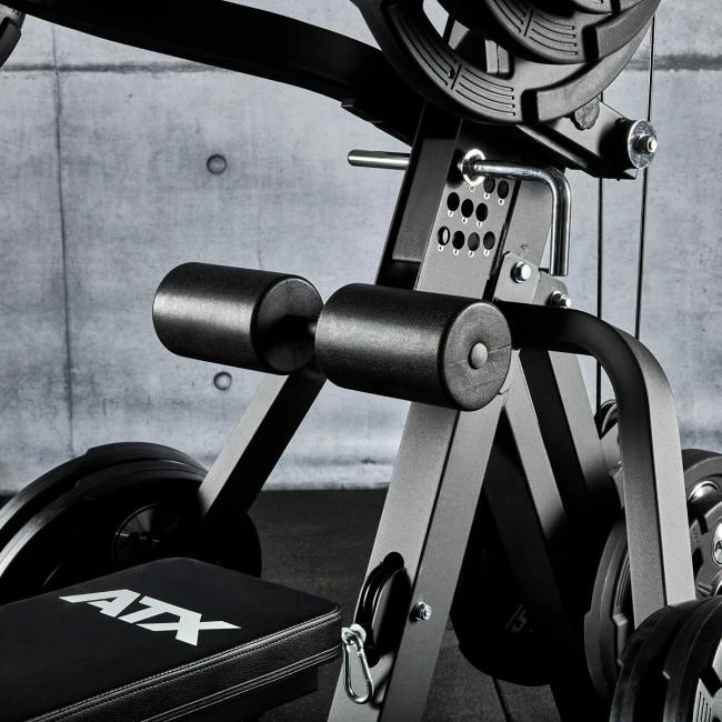 De beenrollen van het ATX Triplex Workout Station zijn in hoogte verstelbaar