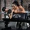 Het ATX Turtle Pad kan gebruikt worden voor dumbbell preacher curls